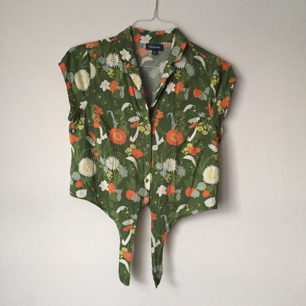 Vintage Inspired Cropped Button Down